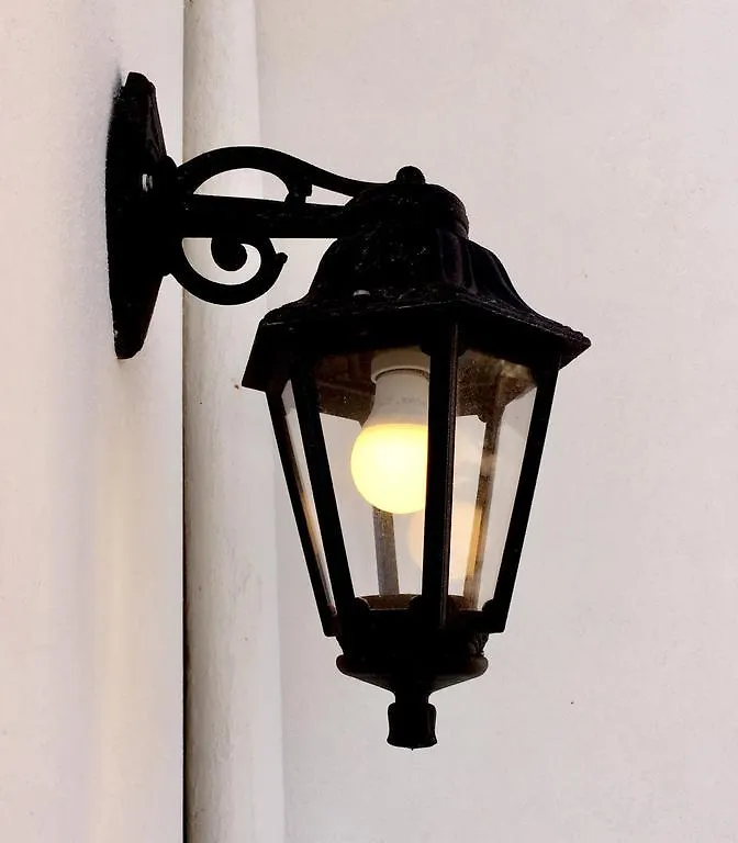Luciano Valletta Studio - Self Catering Apartament